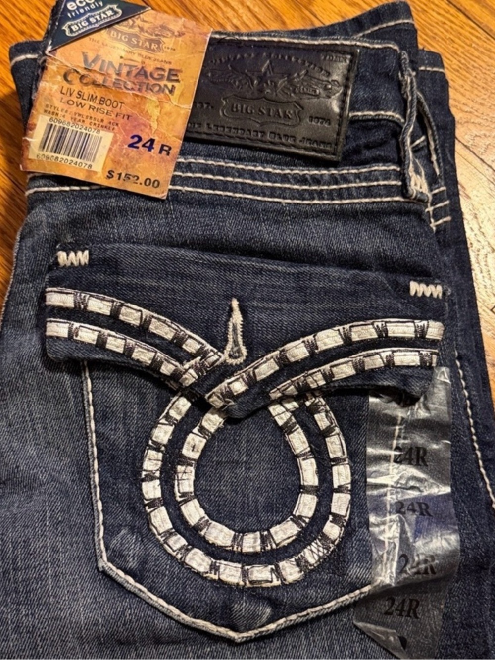 New with tags! Big Star Liv Slim Boot Jeans Low Rise Dark Wash Size 24R Buckle